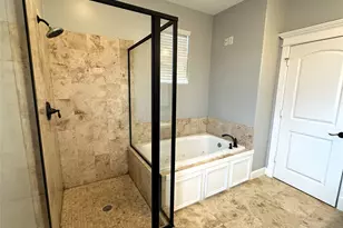 321 W 26th St, Houston, TX 77008 - Photo 16