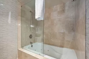 915 Franklin St, Houston, TX 77002 - Photo 18