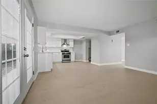 2244 Triway Ln, Houston, TX 77043 - Photo 10