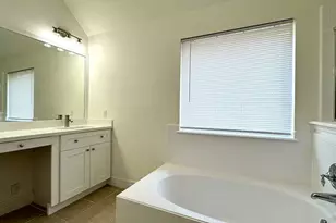 7510 Golden Thistle Ln, Cypress, TX 77433 - Photo 12