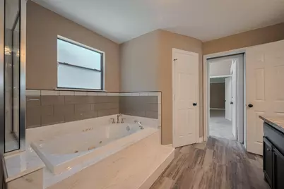 15509 Lakeview Drive, Jersey Village, TX 77040 - Photo 40