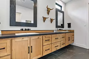 2932 Boxelder Dr, Bryan, TX 77807 - Photo 40