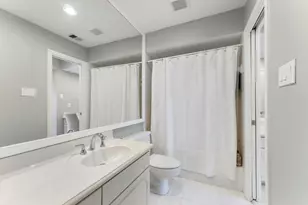 1260 Fountain View Dr, Houston, TX 77057 - Photo 38