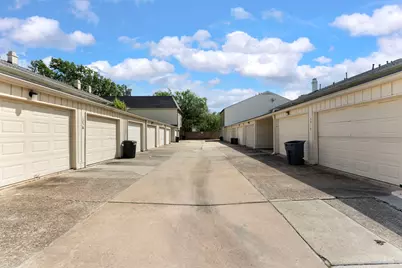 1260 Fountain View Drive #171, Houston, TX 77057 - Photo 42