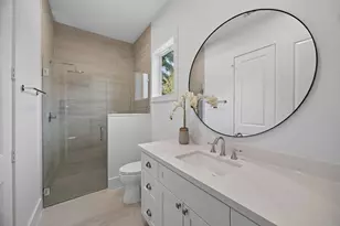 1726 Saxon Dr, Houston, TX 77018 - Photo 24