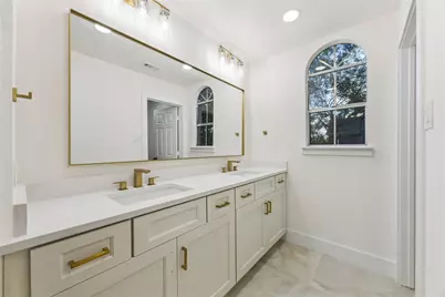 1404 Blueberry Lane, Friendswood, TX 77546 - Photo 32