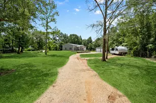 376 Jill St, Shepherd, TX 77371 - Photo 2