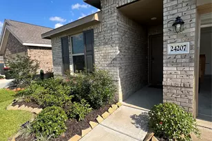 24207 Breckenridge Pass Ln, Hockley, TX 77447 - Photo 2