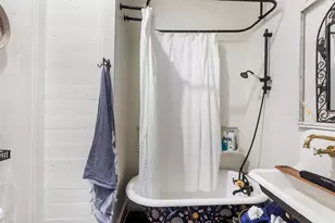 1518 Winnie St, Galveston, TX 77550 - Photo 20