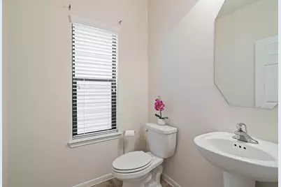 6007 Gavin Manor Court, Katy, TX 77449 - Photo 10