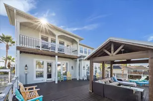 241 Tamana Dr, Tiki Island, TX 77554 - Photo 38