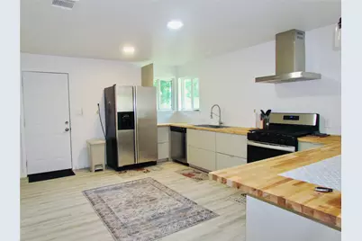 639 Feamster Drive, Houston, TX 77022 - Photo 1