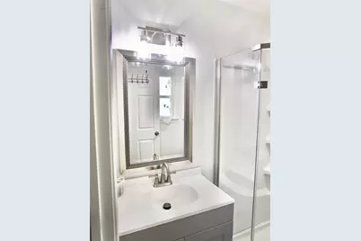639 Feamster Drive, Houston, TX 77022 - Photo 2