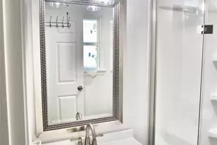 639 Feamster Dr, Houston, TX 77022 - Photo 2