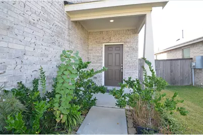 16412 Big Hickory Dr, Conroe, TX 77302 - Photo 2