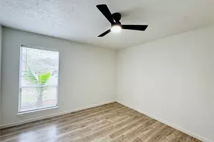 2326 Briarview Dr, Houston, TX 77077 - Photo 20