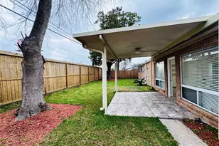 2326 Briarview Dr, Houston, TX 77077 - Photo 36