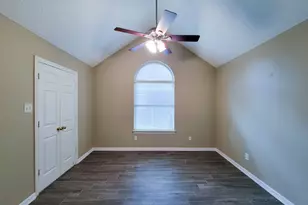 18511 Falcon Crest Dr, Humble, TX 77346 - Photo 12