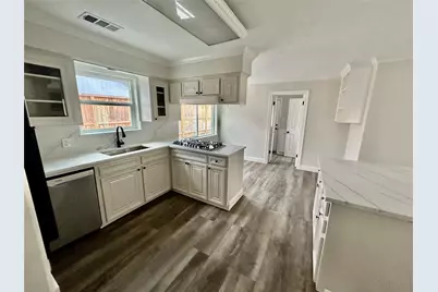 2511 Briarpark Drive, Houston, TX 77042 - Photo 16