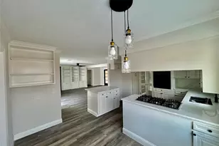 2511 Briarpark Dr, Houston, TX 77042 - Photo 22