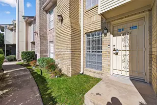3100 Jeanetta St, Houston, TX 77063 - Photo 4