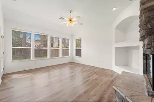 167 N Whistlers Bend Cir, Conroe, TX 77384 - Photo 8