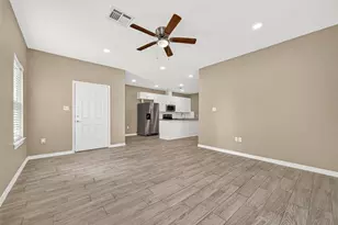 310 W Watson St, Willis, TX 77378 - Photo 8
