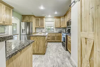 37 Wildwood Lake Drive, Huntsville, TX 77340 - Photo 6