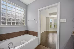 12611 Colonial Glen Ct, Pearland, TX 77584 - Photo 26