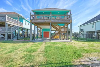 960 B Palmetto Drive, Crystal Beach, TX 77650 - Photo 4