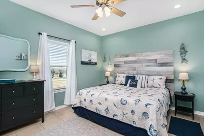 960 B Palmetto Drive, Crystal Beach, TX 77650 - Photo 14