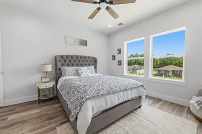 890 Paul Quinn St, Houston, TX 77091 - Photo 14