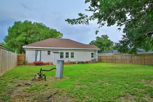 2703 Areba St, Houston, TX 77091 - Photo 34