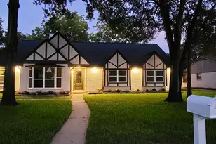 2114 Eaglerock Dr, Houston, TX 77080 - Photo 2