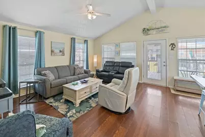 3343 Pirates Cove, Crystal Beach, TX 77650 - Photo 16