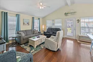 3343 Pirates Cove, Crystal Beach, TX 77650 - Photo 16