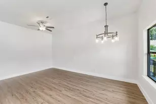 4818 Paula St St, Houston, TX 77033 - Photo 4