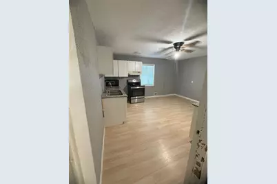 8412 Peekskill Lane, Houston, TX 77075 - Photo 10