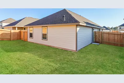 312 Pronghorn Drive, Huntsville, TX 77320 - Photo 2