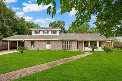102 Crestway Drive, Baytown, TX 77520 - Photo 1