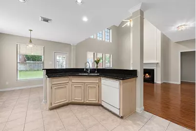 5724 Shady Hollow Court, Rosharon, TX 77583 - Photo 8