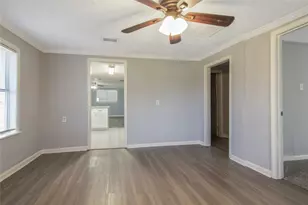 4401 Elmwood St, Houston, TX 77051 - Photo 6