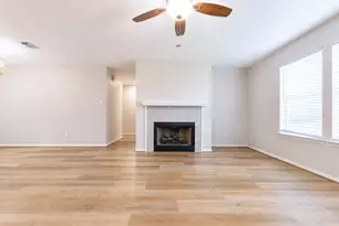 15819 Contender Ln, Friendswood, TX 77546 - Photo 10