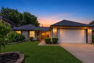 15819 Contender Ln, Friendswood, TX 77546 - Photo 1