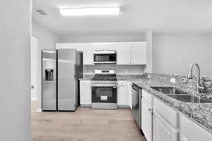 10827 Bradford Way Dr, Houston, TX 77075 - Photo 2