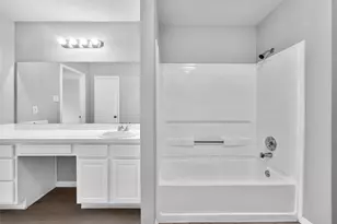 10827 Bradford Way Dr, Houston, TX 77075 - Photo 12