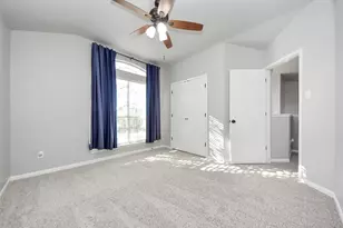 2907 Windy Hollow Ln, League City, TX 77539 - Photo 18