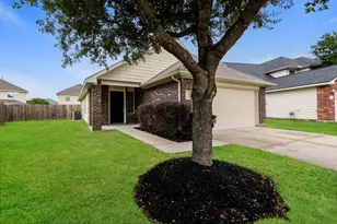 21718 Martin Grove Ct, Humble, TX 77338 - Photo 2