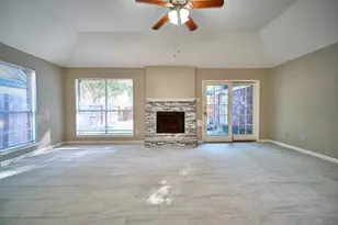 2314 Pebbledowne Cir, Sugar Land, TX 77478 - Photo 10