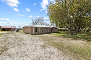 19961 Englin Rd, Winnie, TX 77665 - Photo 4